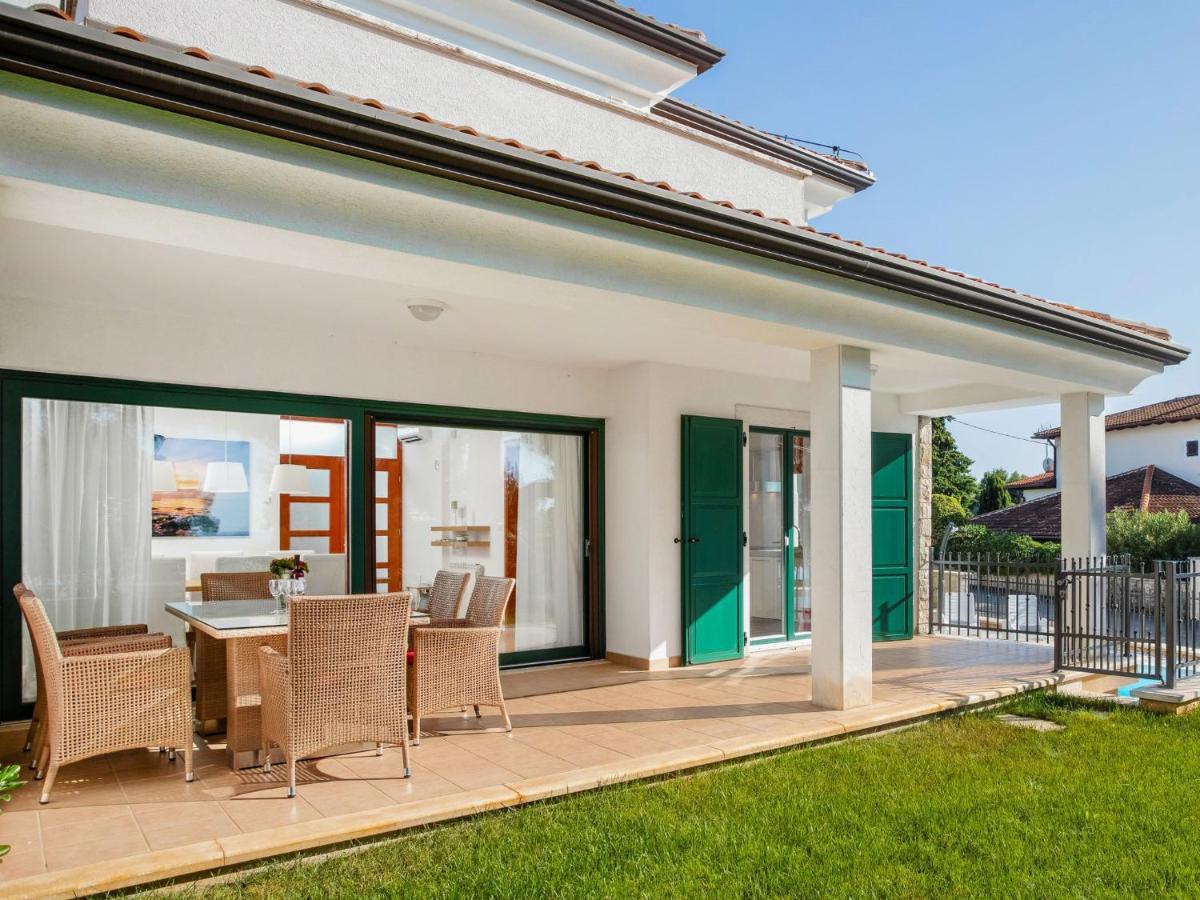 Holiday Home Villa Beach Front By Interhome Savudrija Exterior photo